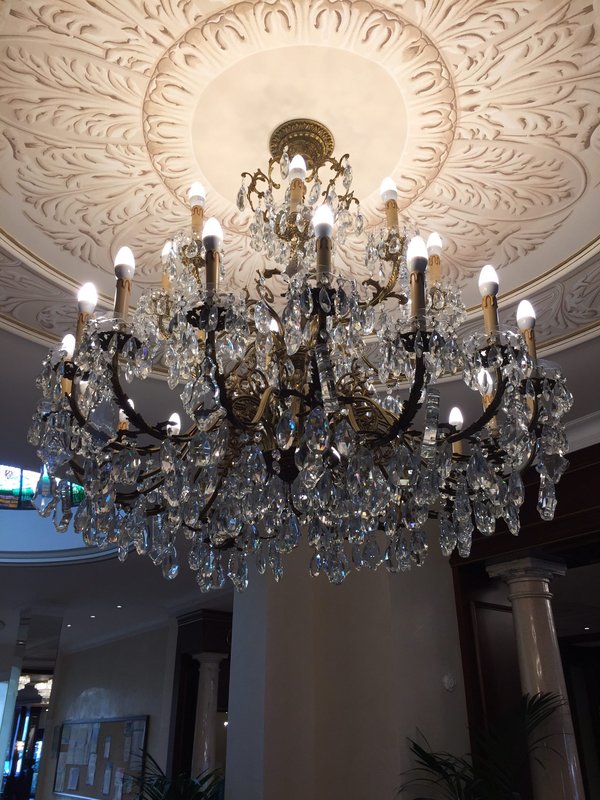 Transformez votre intérieur avec notre boutique de mobilier et luminaires design